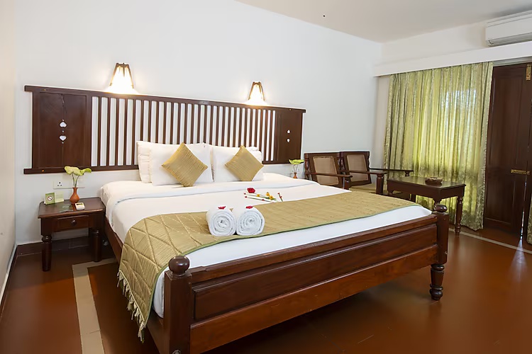 Superior Room at Greenwoods Resort Thekkady - Kondody Hotels - Photo 3