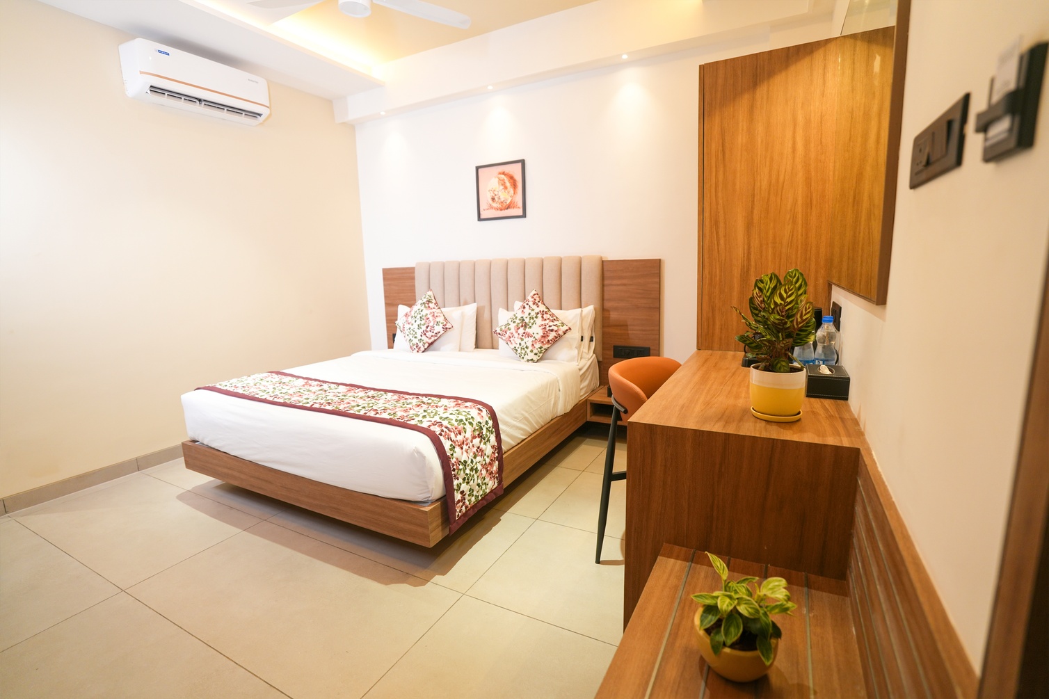 Superior Room at Rajpath Beacon Hotel Belagavi - Photo 3