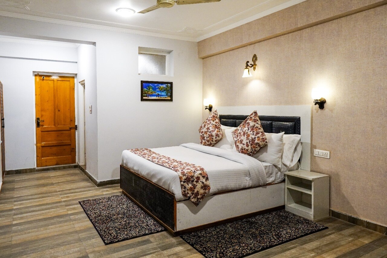 Triple Deluxe Room at Click Sunburry Hotel Srinagar - Photo 1
