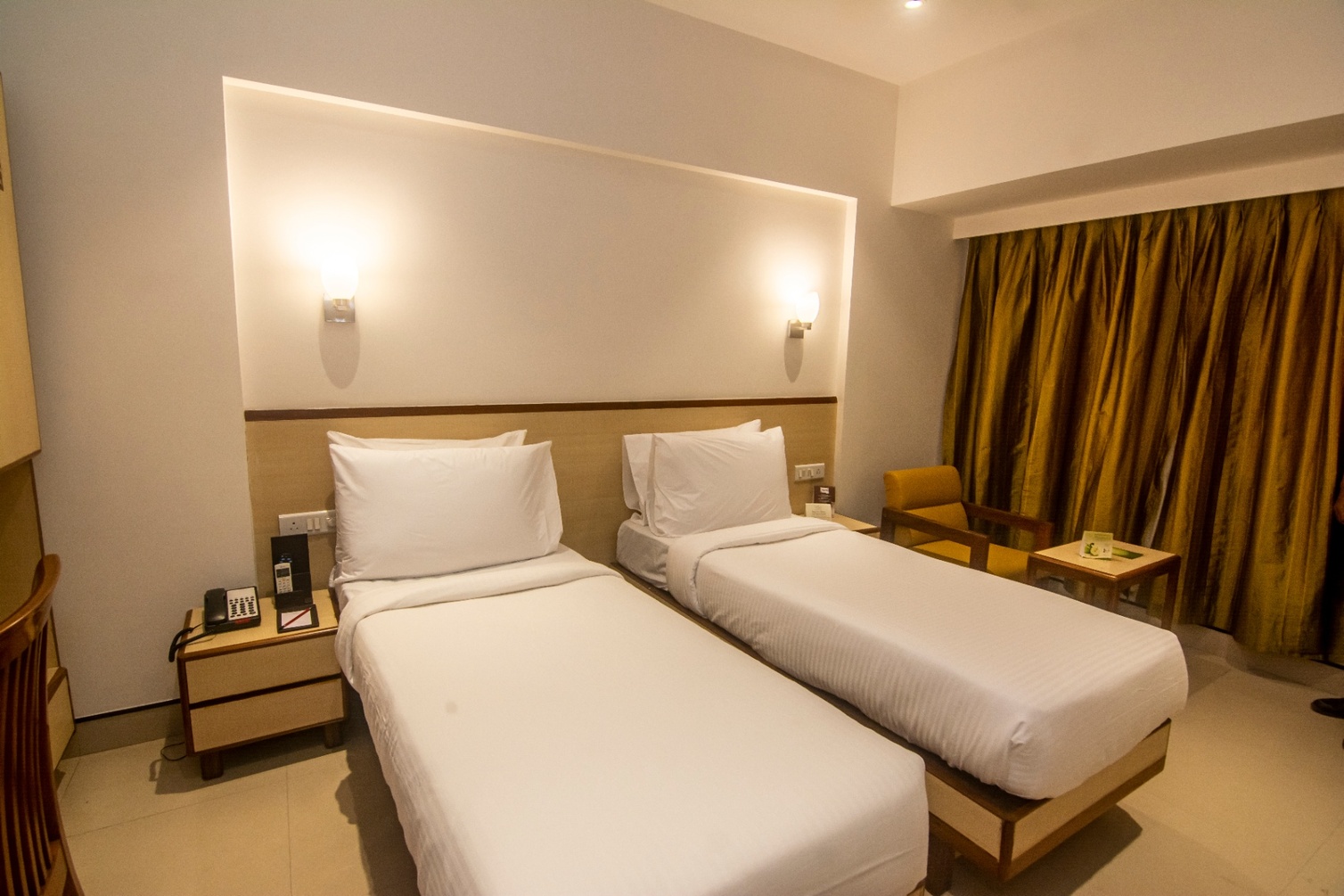 Winter Green Room, 2 Twin Beds at The Fern Residency Woodland Pune - Photo 1