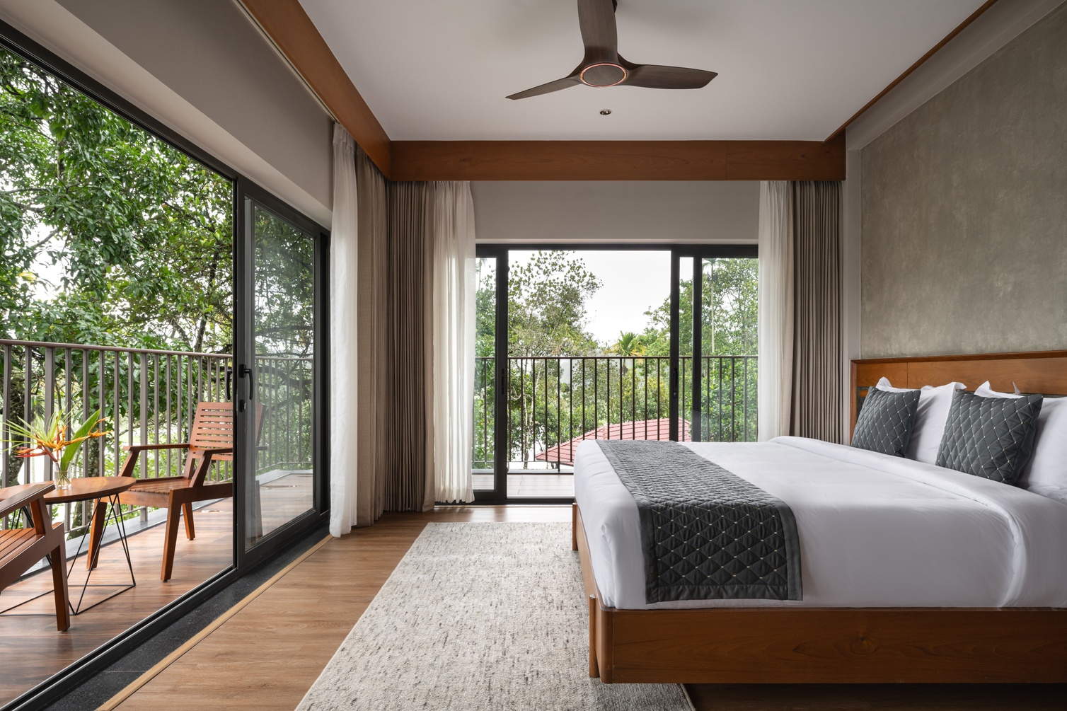 Waterfront Indulge Suite with Balcony at Sterling Lontano Waterfront - Wayanad - Photo 1