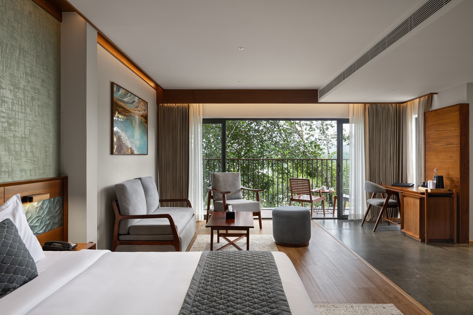 Waterfront Suite with Balcony at Sterling Lontano Waterfront - Wayanad - Photo 2