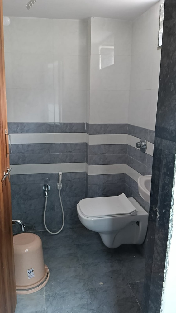 DELUXE TRIPLE ROOMS at hotel mg inn - Photo 2
