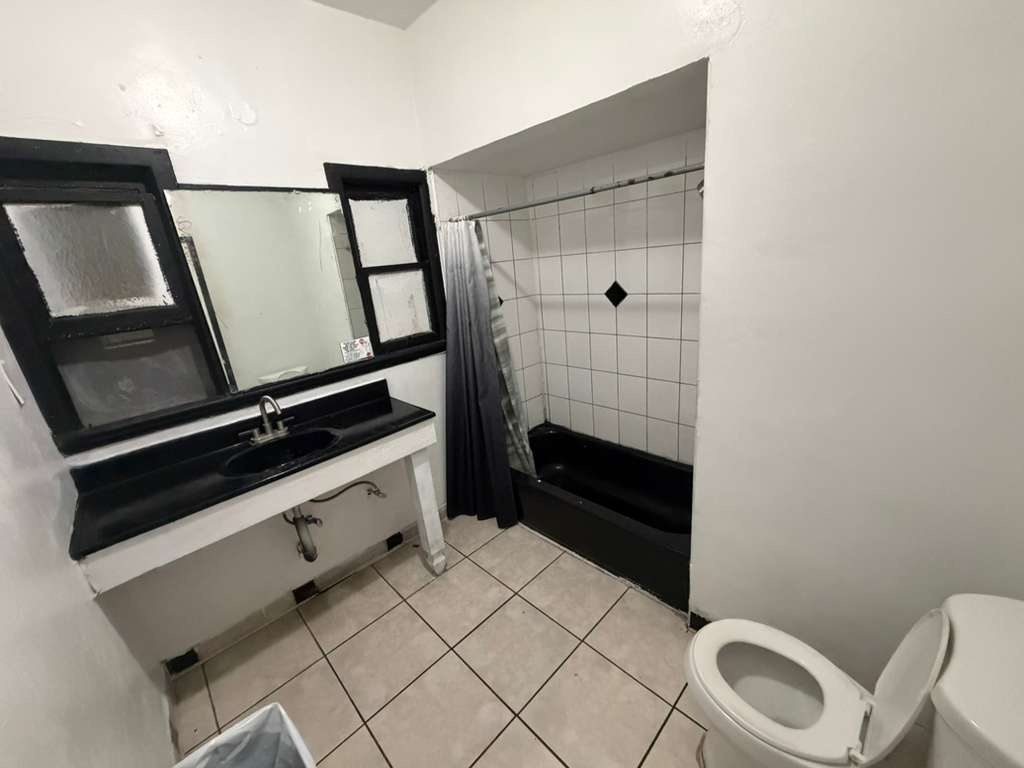 Clarendon Hotel photo 7