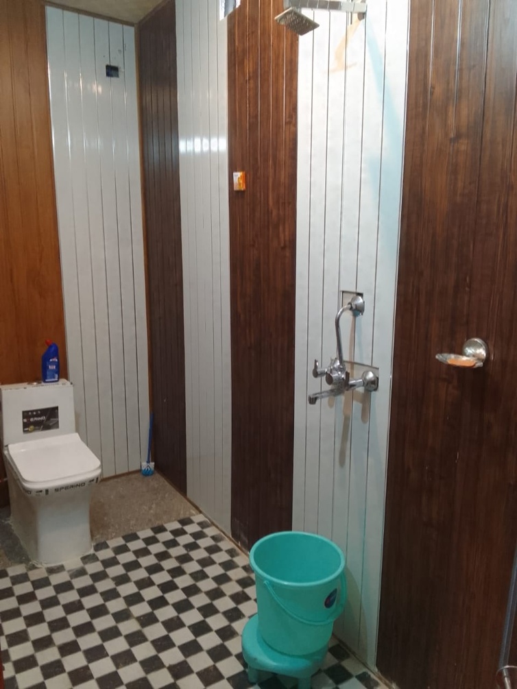 Mountain View Double & Single Bed Room at Riyansh tourist lodge and home stay - Photo 2