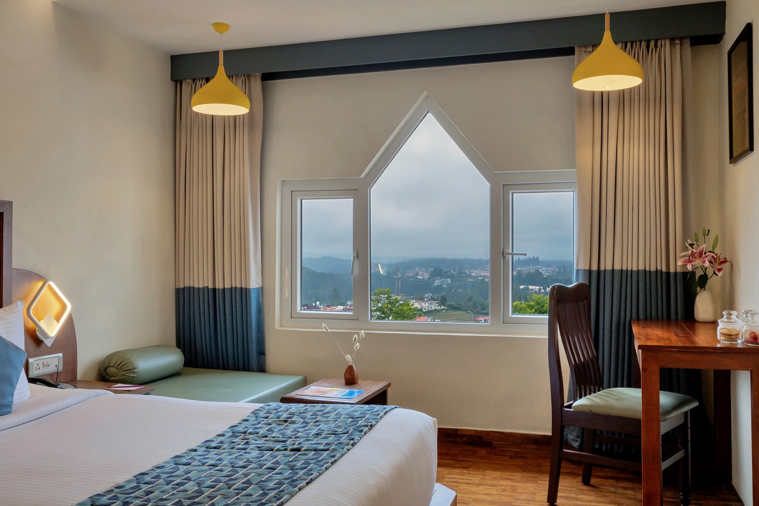 Valley View Premier Room at Sterling Ooty Elk Hill - Photo 2