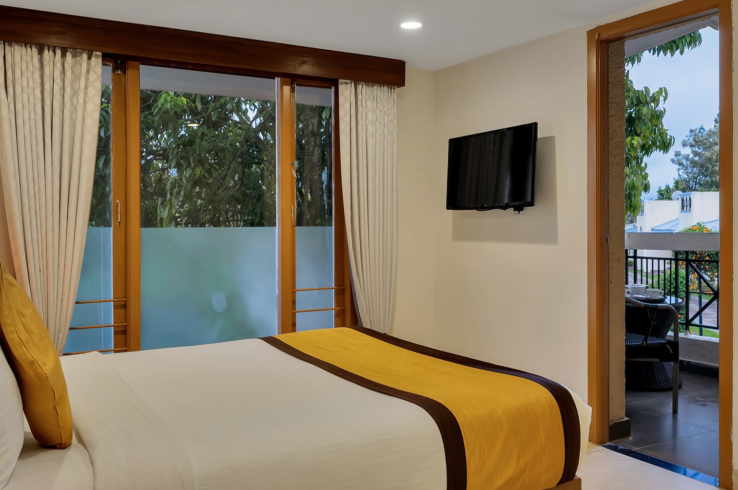 2 Bedroom Family Suite at Sterling Ooty - Fern Hill - Photo 2