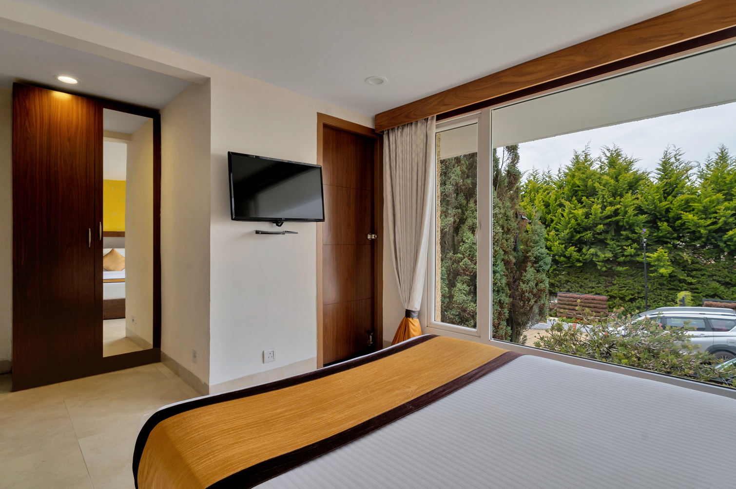 Valley View Privilege Suite With Balcony at Sterling Ooty - Fern Hill - Photo 3