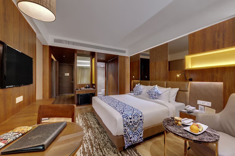 Winter Green Room King Bed at The Fern Leo Resort & Club, Junagadh, Gujarat - Photo 1
