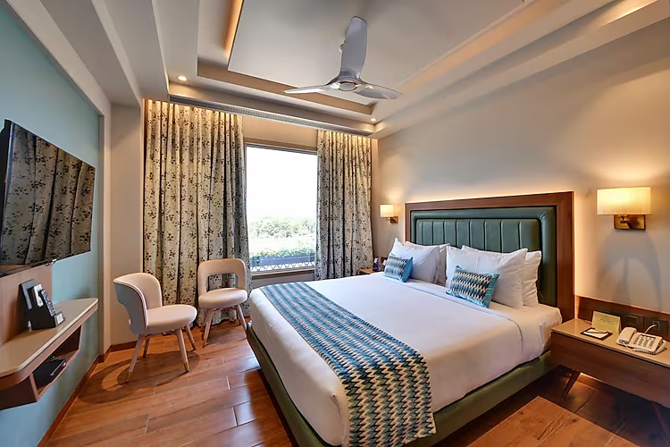 Winter Green King Room at The Fern Shelter Resort, Palghar (Maharashtra) - Photo 1