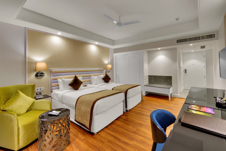 Winter Green Room, 2 Twin Beds at Amanora The Fern, Pune - Photo 1