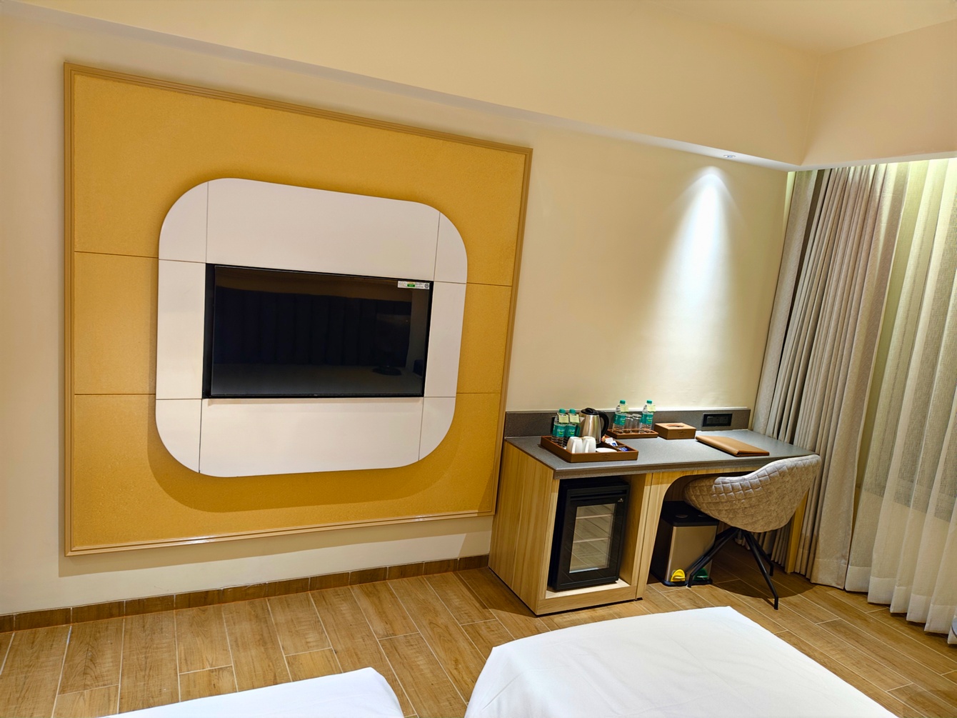 Winter Green Room, 2 Twin Beds at The Fern Residency, Solapur - Photo 3