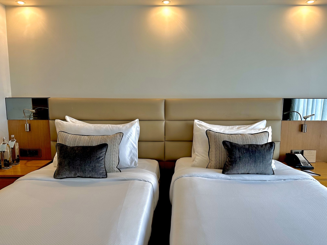 Winter Green Room, 1 King Bed at The Fern Goregaon - An Ecotel Hotel | Mumbai - Photo 3