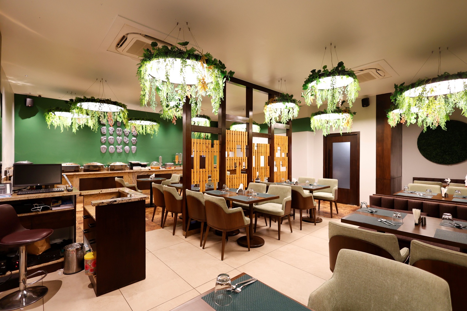 Quality Inn City Centre Varanasi photo 6