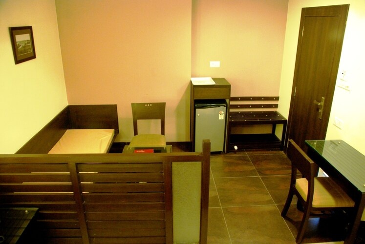 Grand Executive Room at Grand Ashirwad Beacon Hotel, Bhopal - Photo 3