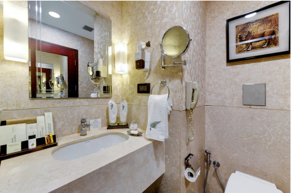 Winter Green Room, 2 Twin Beds at The Fern Residency, Rajkot - Photo 1