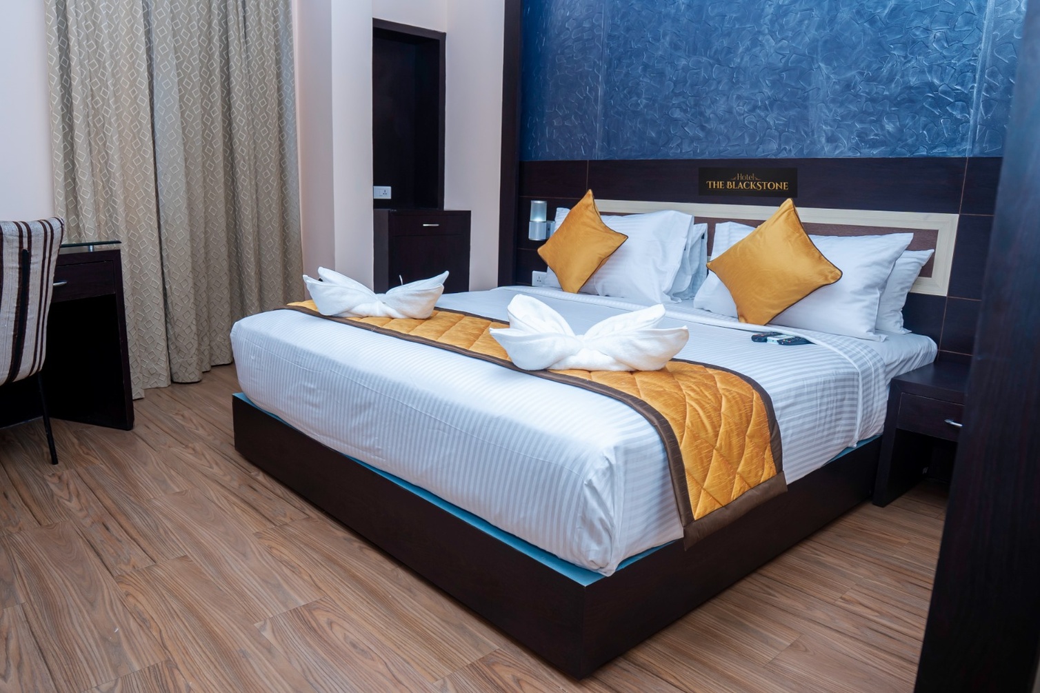 Suite at Hotel The BlackStone - Photo 2