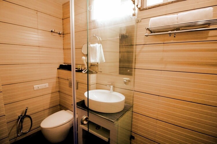Executive Room at Pinnacle by Click Hotels - Photo 3