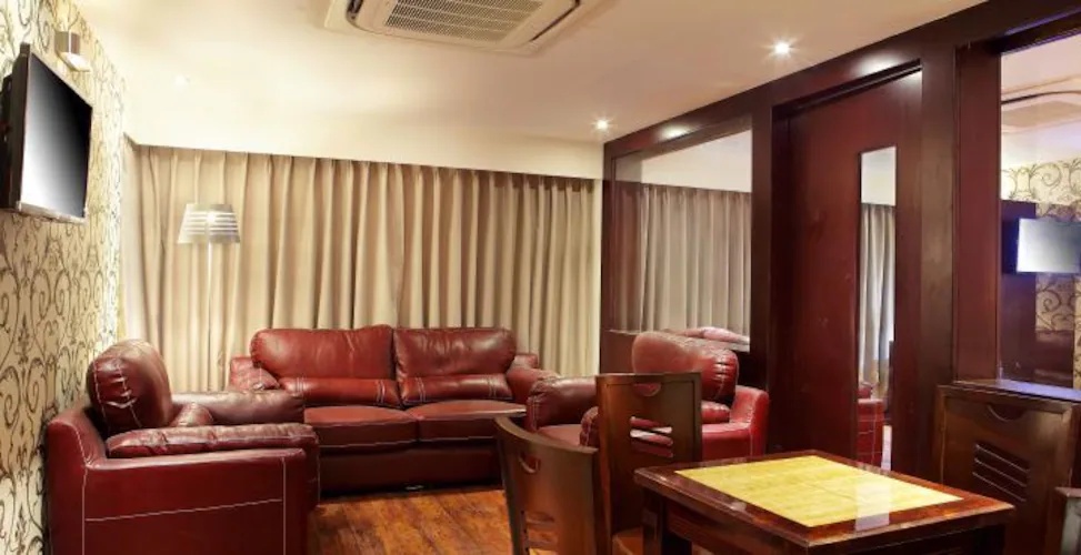 Hazel Suite Non Smoking at The Fern Residency, Jodhpur - Photo 2