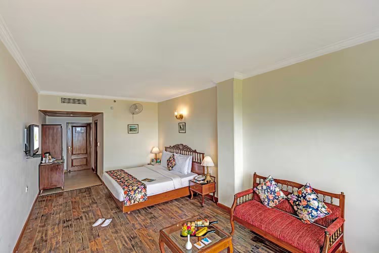 Superior Room at Club Mahindra Shimla - Photo 2
