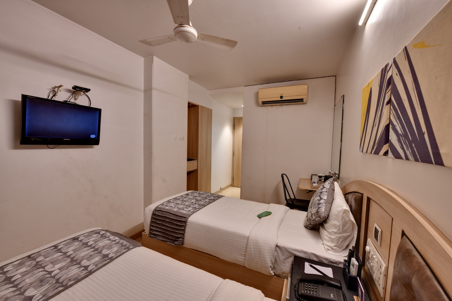 Deluxe Room at Click Hotel, Andheri MIDC - Photo 2