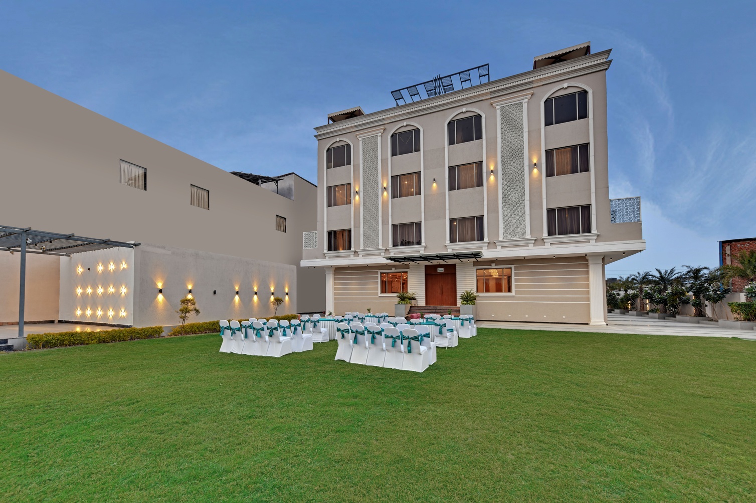 Click Collection Grand Gateway, Varanasi photo 8