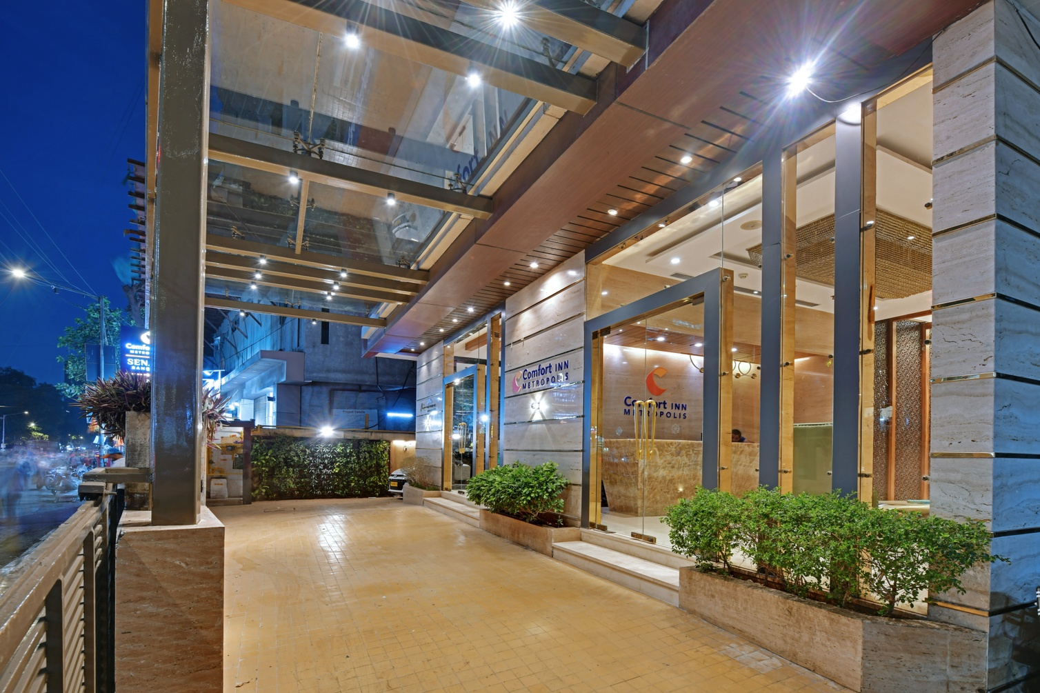 Comfort Inn Metropolis Mumbai photo 11