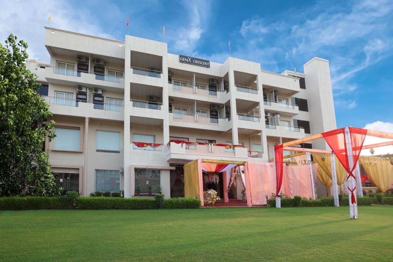 GenX Crescent, Lucknow photo 1