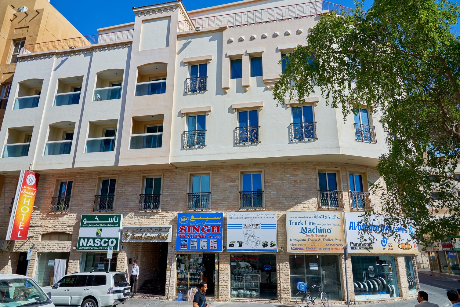 Click Square Hotel photo 1