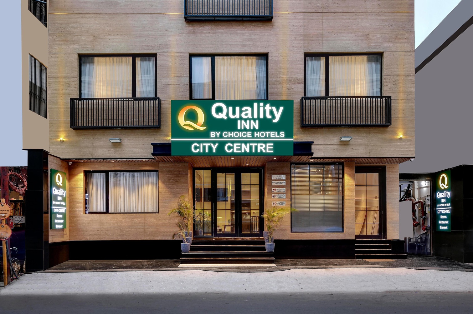 Quality Inn City Centre Varanasi photo 1