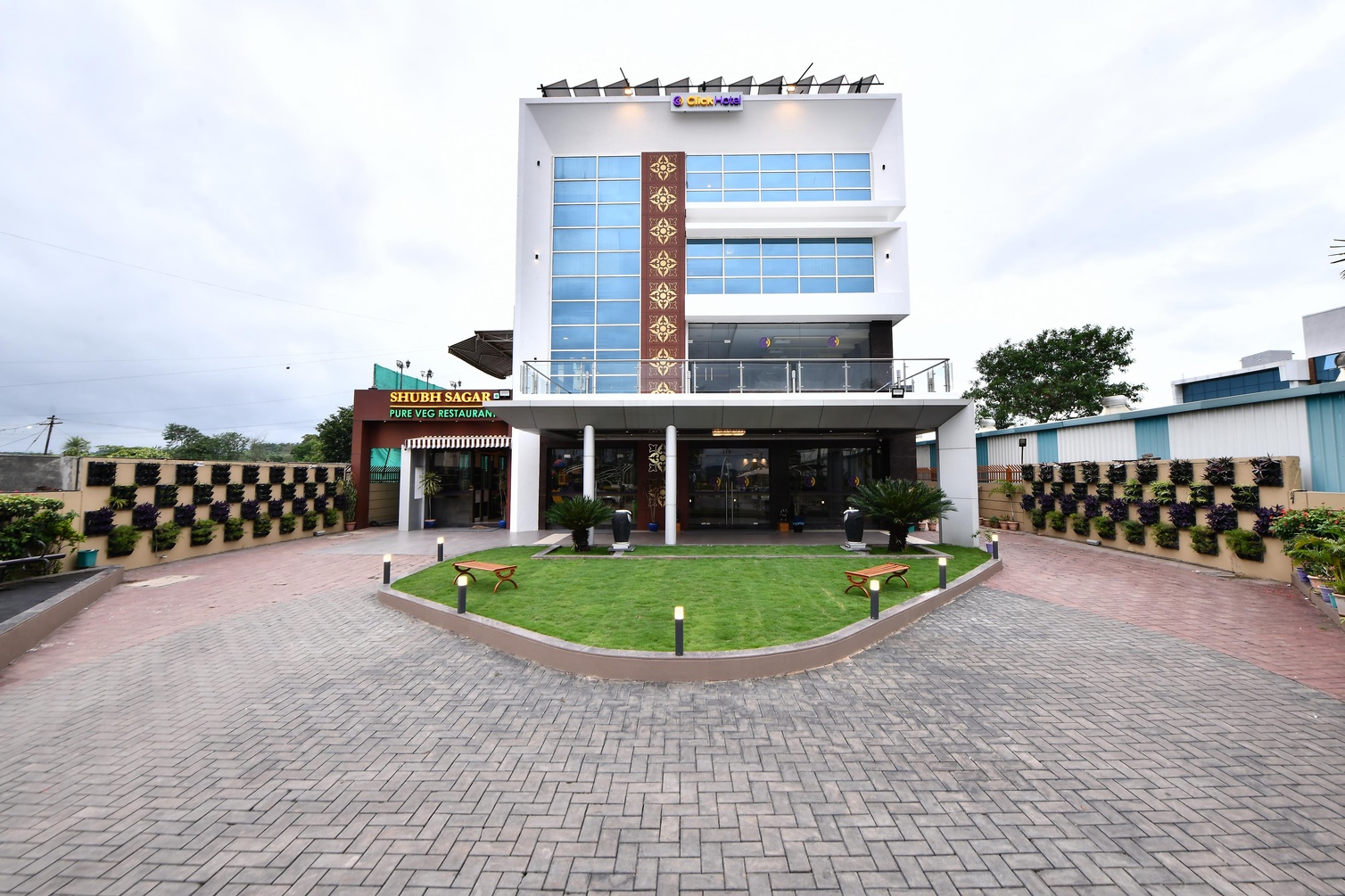 Click Hotel Sagar Plaza, Pune Chakan photo 5