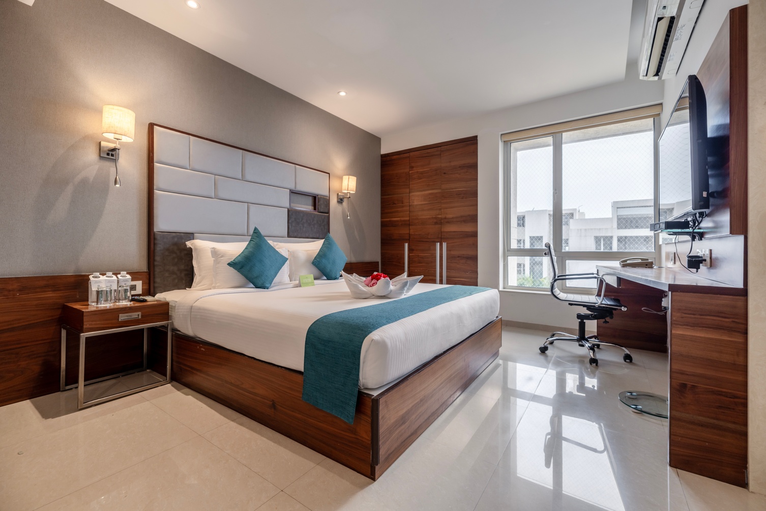 Luxury Suite at Quality Inn Patria Suites, Rajkot - Photo 1
