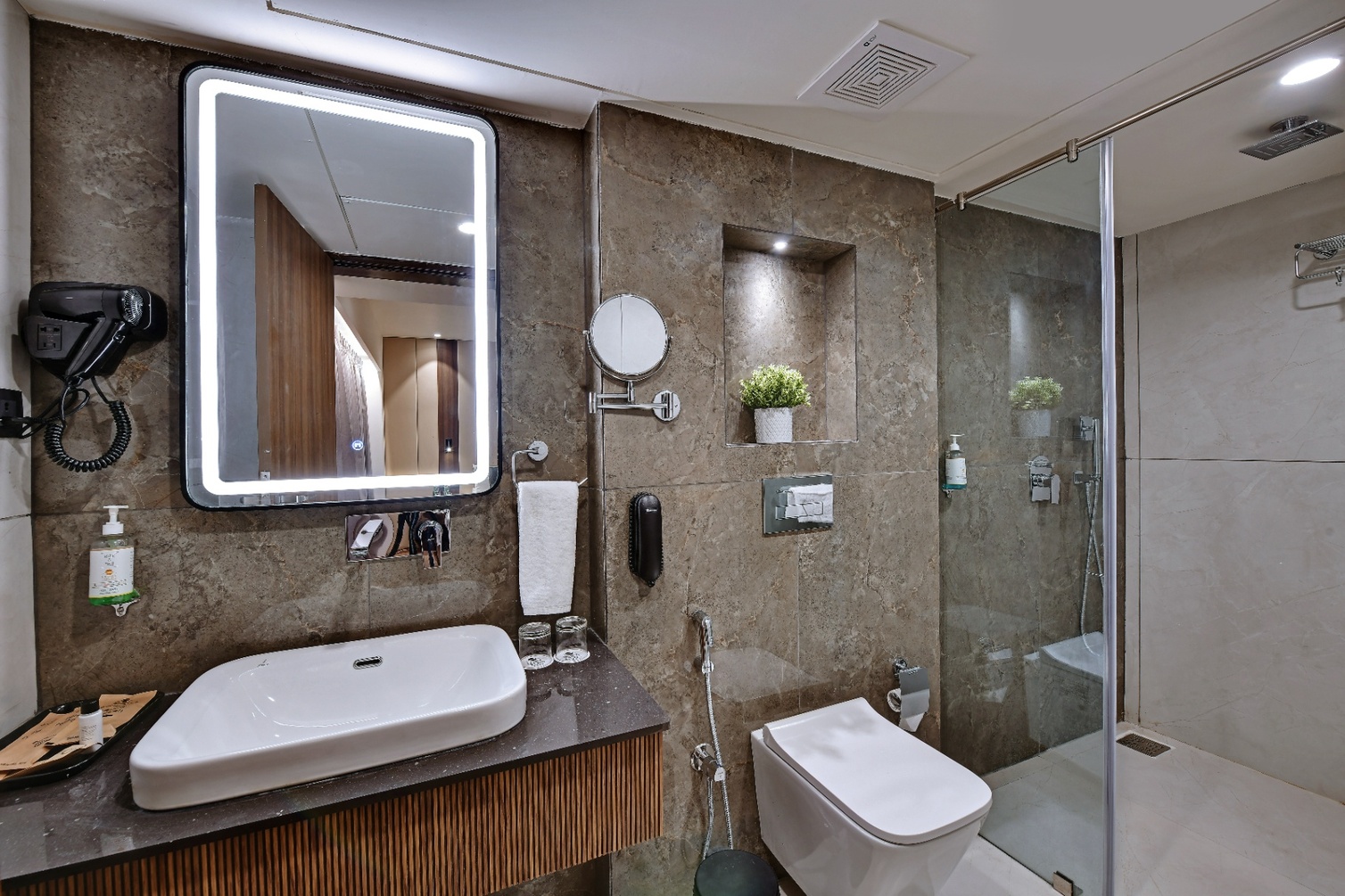 Premium Room at Hotel Suba Star Ahmedabad - Photo 3
