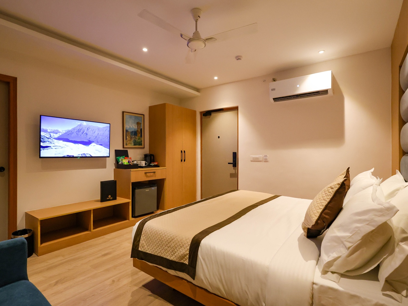 Click Hotel Bhuntar photo 5