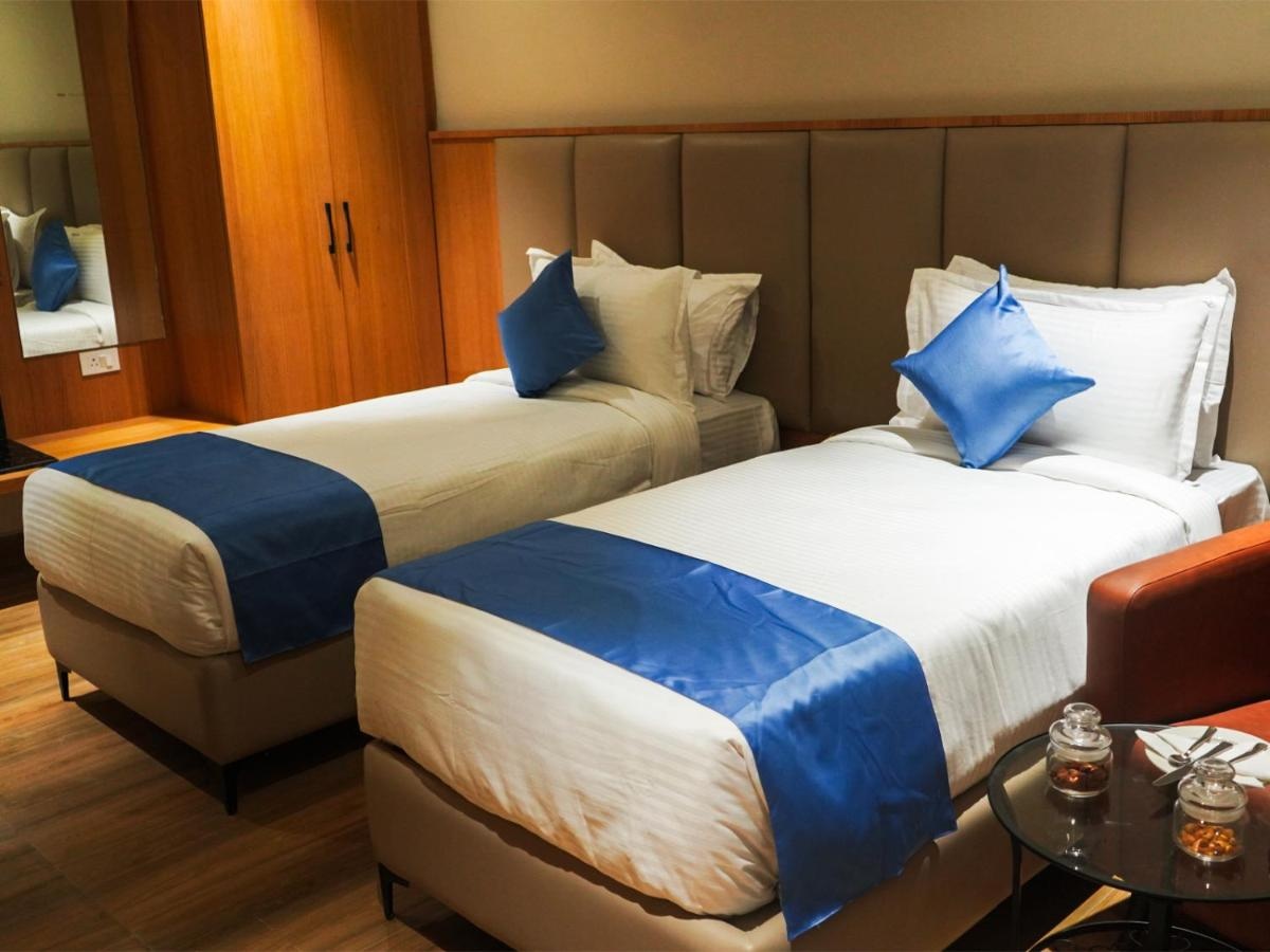 Executive Room With Balcony at Clarion Hyderabad - Photo 2