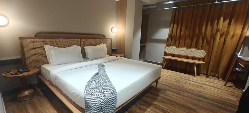 Executive Room Twin at The Beacon Hotel NIBM, Pune - Photo 1