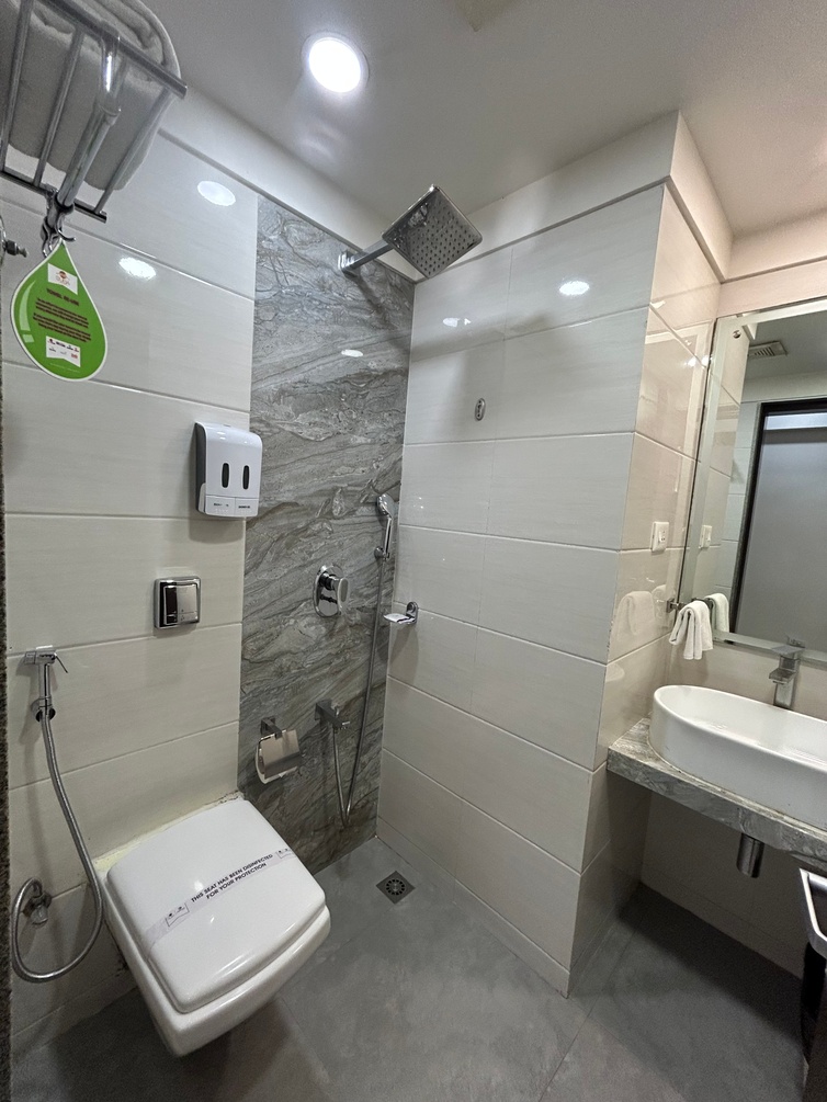 HOTEL SUBA GALAXY MUMBAI photo 11
