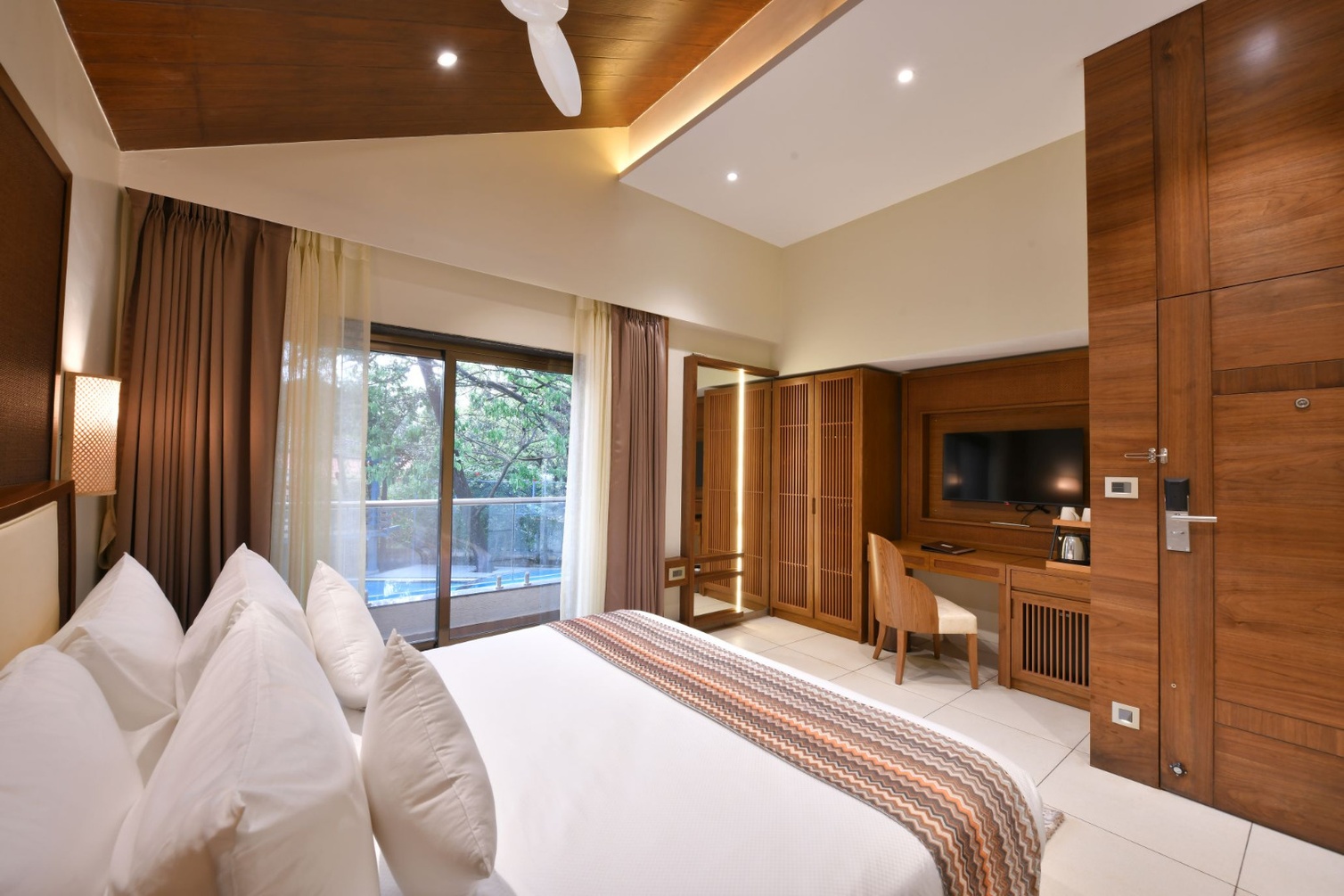 DeluxZ Room at Arova Woods Zinc Journey by The Fern, Lonavala - Photo 2