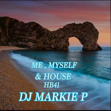 HEADPHONES & HOUSE BASS 41  