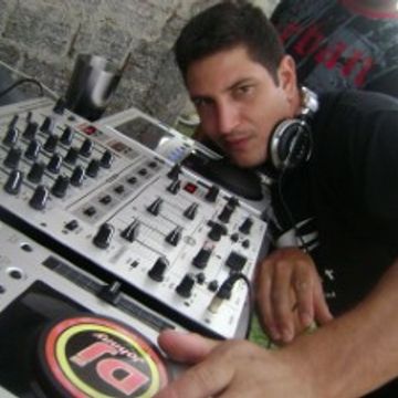 DJ JOhnny Fernandes