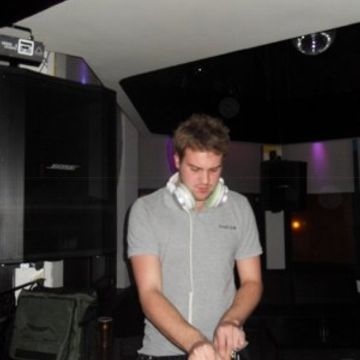 DJ FRENCHIE