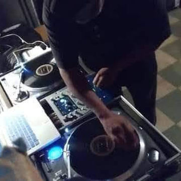 WSKI FM 313 ROBSKI RADIO SATURDAY NITE DETROIT BOOTY MIXX 