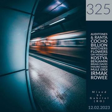 Deep House / Episode 325 / February 12 2023