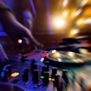 Thanks god its friday, so let the Speaker's Bleed. Mix by DJ. Walter "S" © ℗ 2025 no discord!