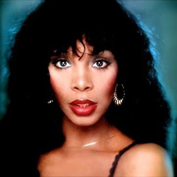 Donna Summer |  Walk Away 2008 (Steppin' Out Mix)