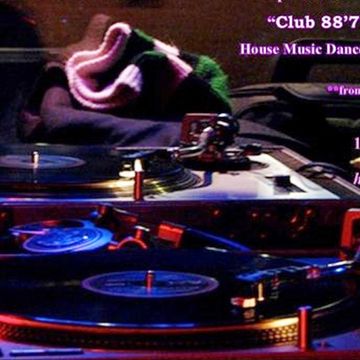 Club 88.7 House Music Dance Party Guest DJ: Deep Flava