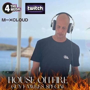 Nick Peperstraete - 4TM Exclusive - Bonfire weekend: Sunday 06/11/22  12PM-02PM