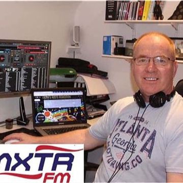 The Retro Road Show with Richy B On MXTR FM
