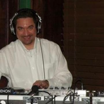 House Session Experience with DJ D Bklyn on MXTR FM 