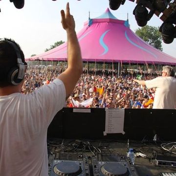 JERRY MAY - LIVE SET CAFE D'ANVERS 15-08-2012-09am